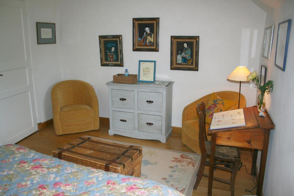 Chambres D'Hotes Du Hameau Les Brunes Bozouls Zimmer foto